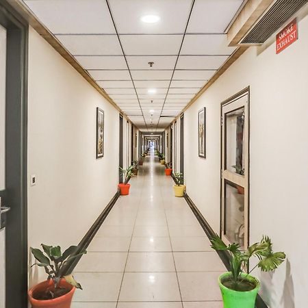 Collection O Limewood Stay غورغاون المظهر الخارجي الصورة