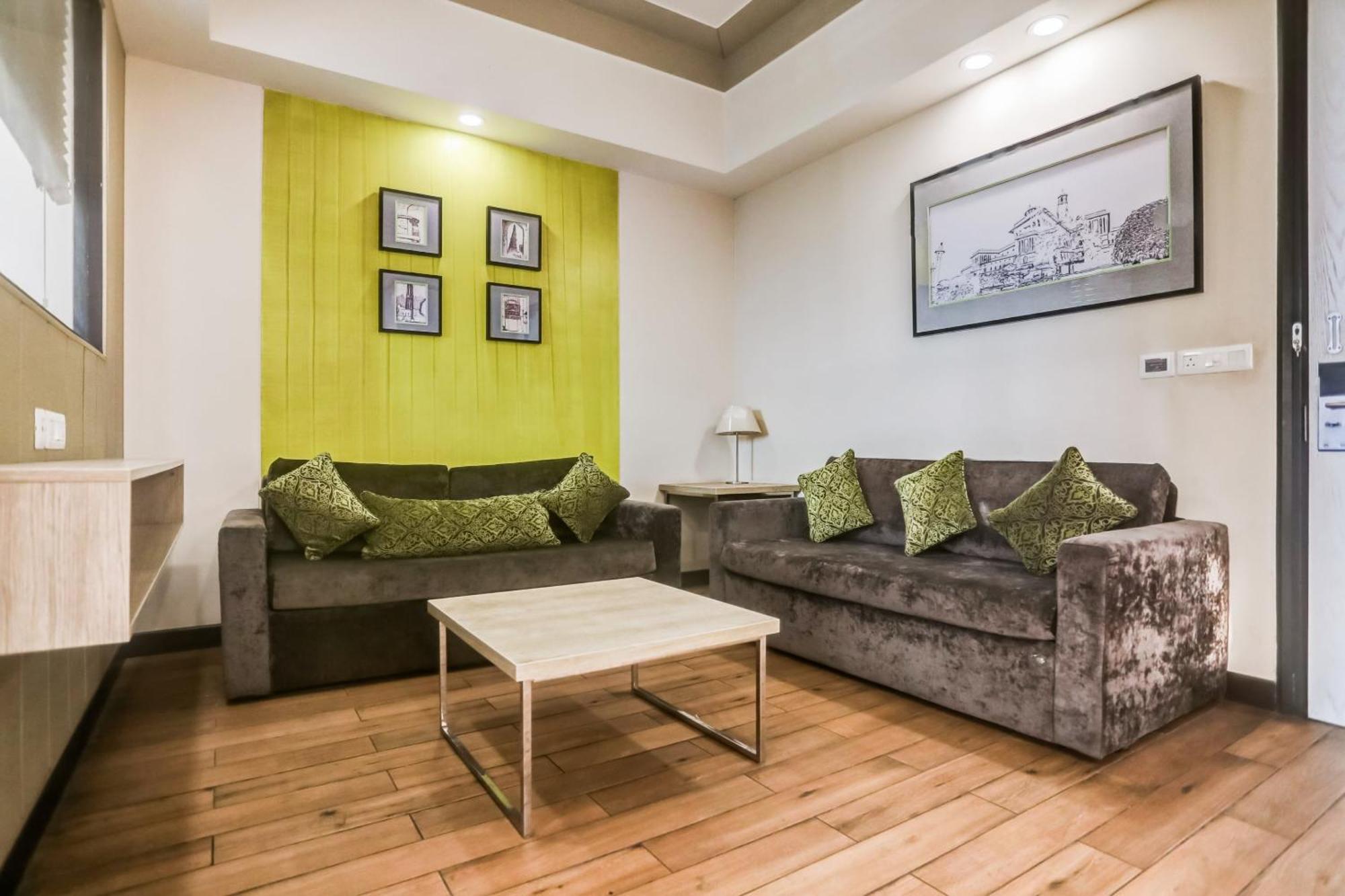 Collection O Limewood Stay غورغاون المظهر الخارجي الصورة